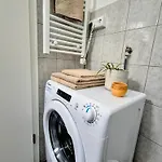 Tena With Private Parking Apartmán