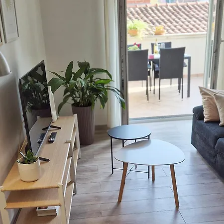 Tena With Private Parking *