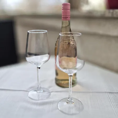 Tena With Private Parking