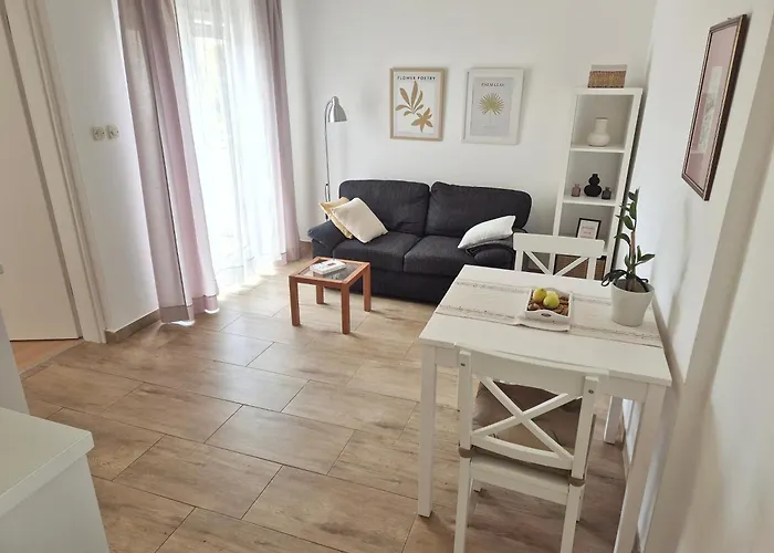 Apartmán Tena With Private Parking