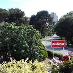 Tena With Private Parking Apartment