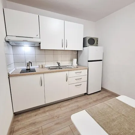 Tena With Private Parking Appartement *