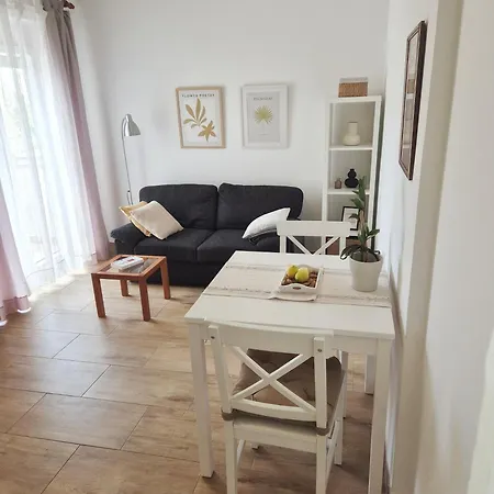 Tena With Private Parking Appartement