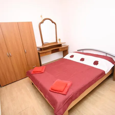 Tena With Private Parking Appartement