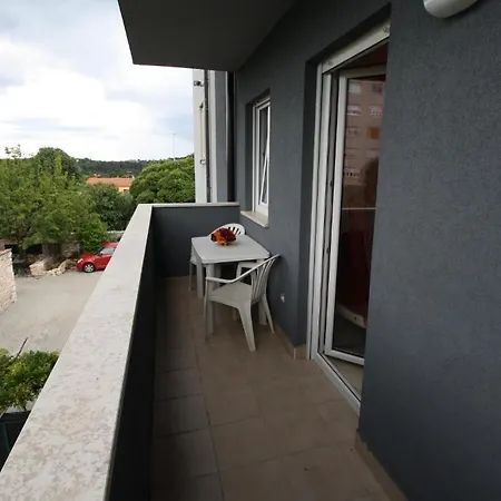 Appartement Tena With Private Parking *