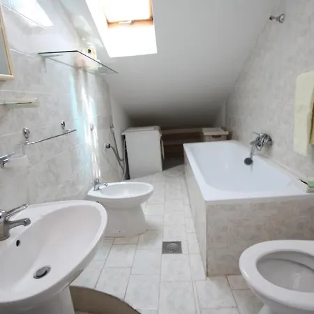 Tena With Private Parking Apartment *