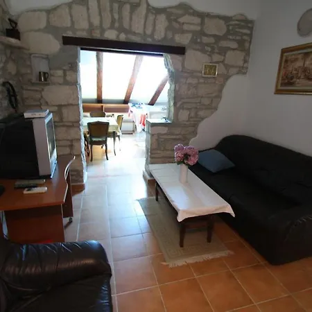 Tena With Private Parking Appartement