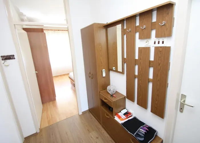 Tena With Private Parking