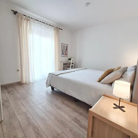 Tena With Private Parking פולה