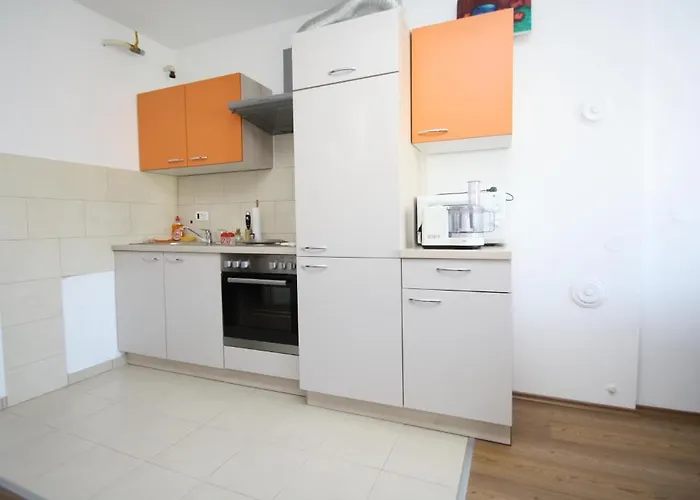 Tena With Private Parking * プーラ