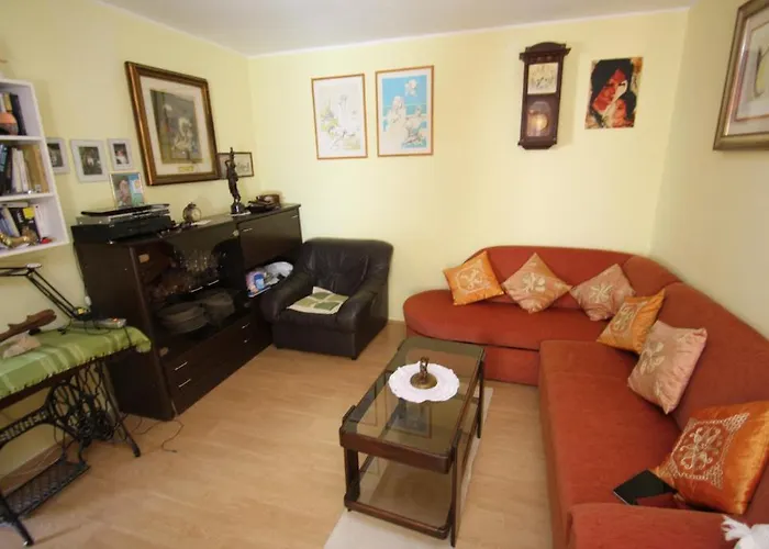 Tena With Private Parking アパート プーラ