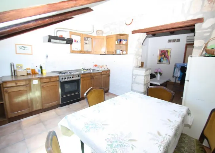 Tena With Private Parking プーラ